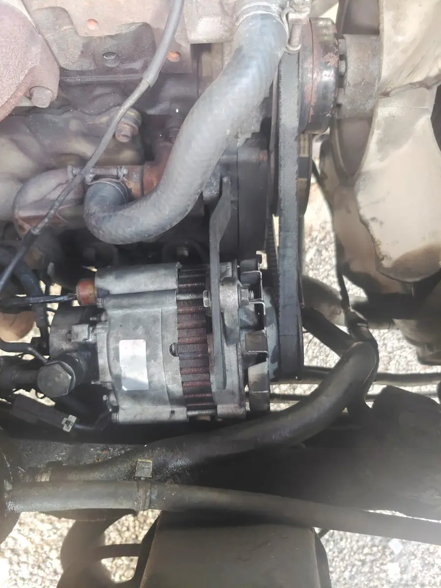 Kerja alternator pada kenderaan